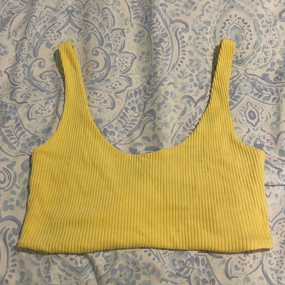 YELLOW CROP